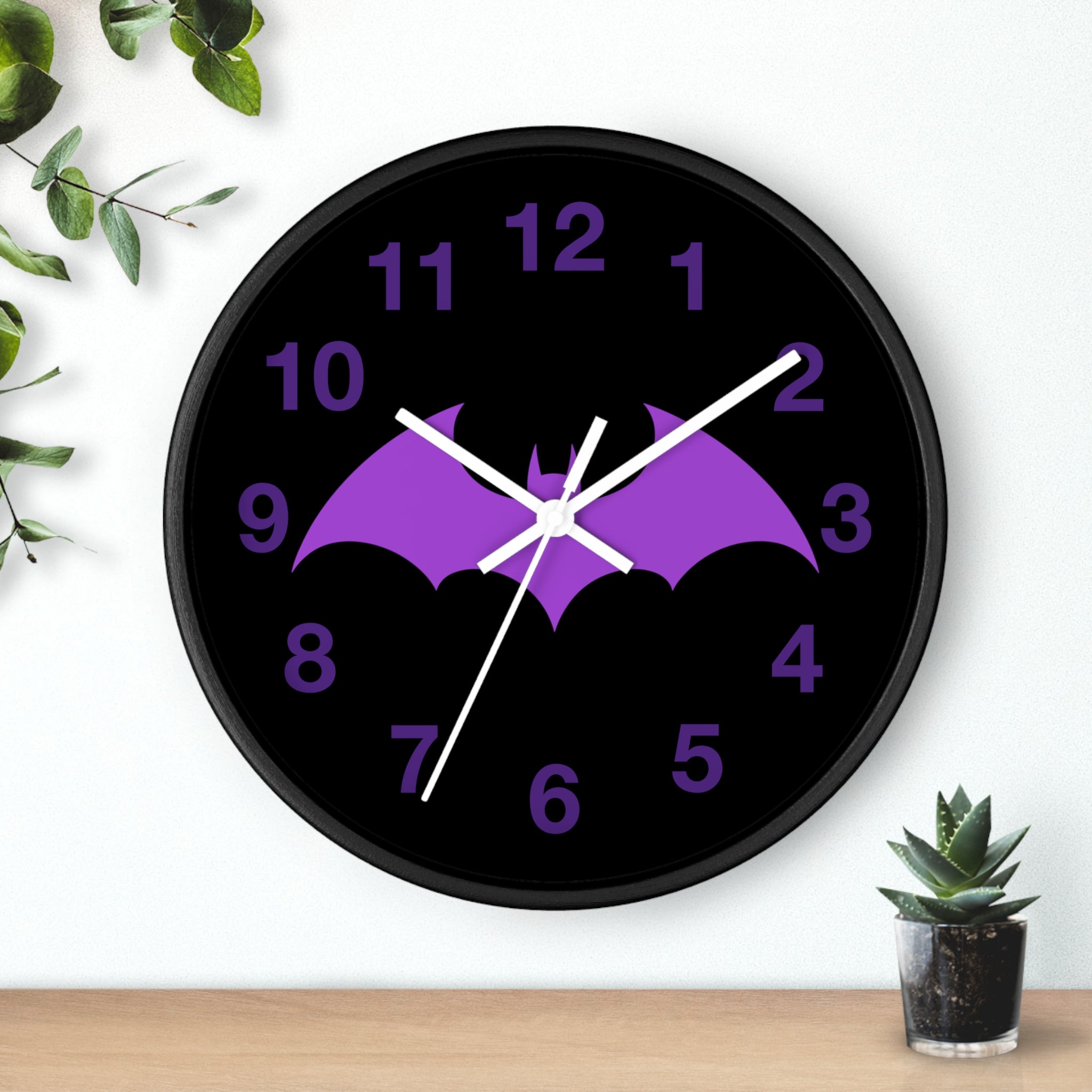 Purple Bat Wall Clock – Gothic Vampire Night Décor