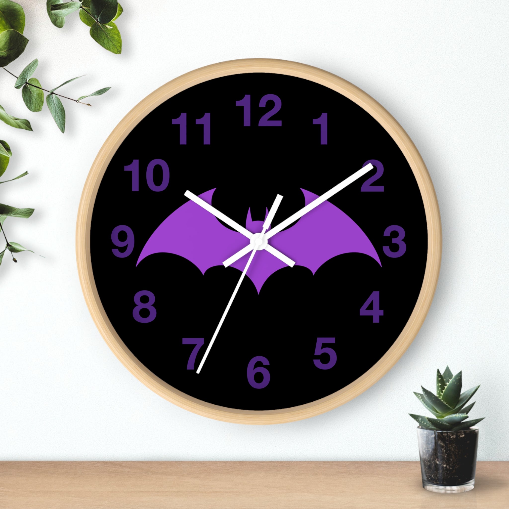 Purple Bat Wall Clock – Gothic Vampire Night Décor