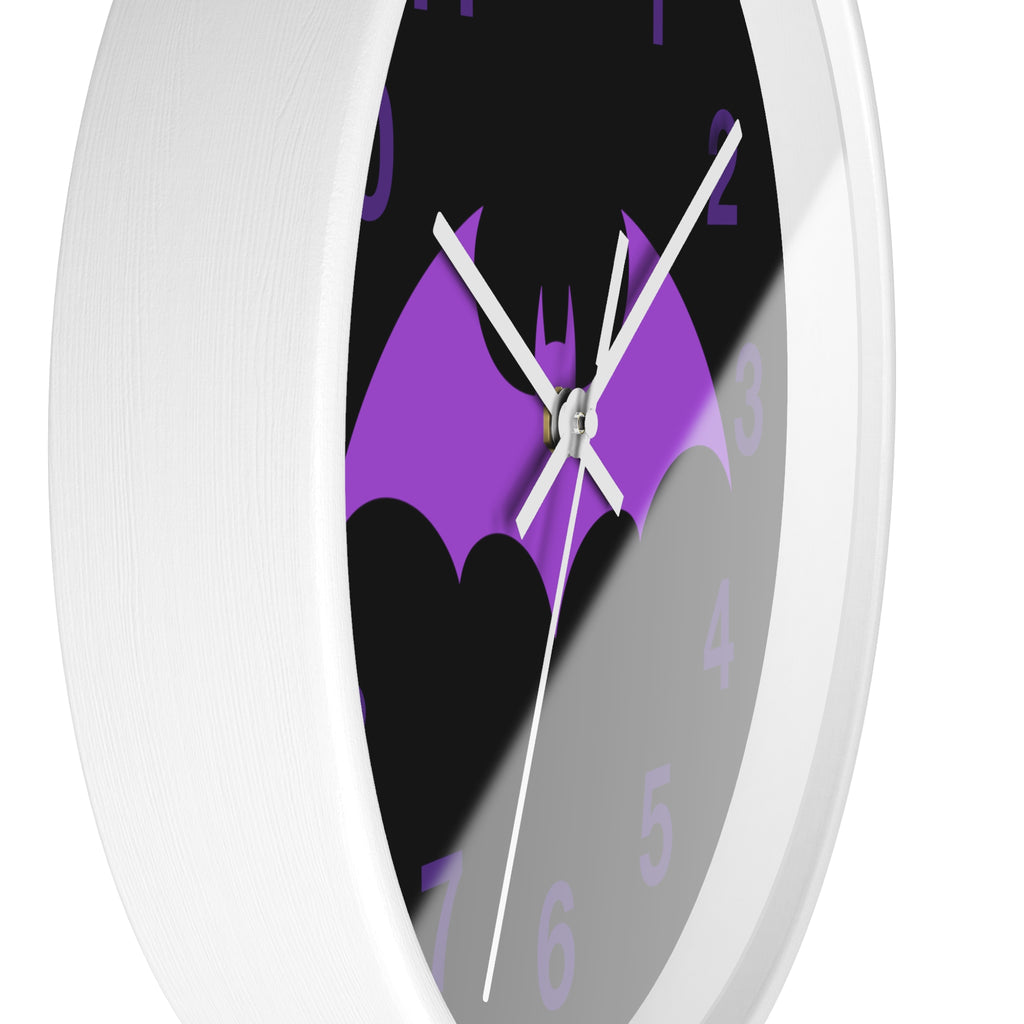 Purple Bat Wall Clock – Gothic Vampire Night Décor