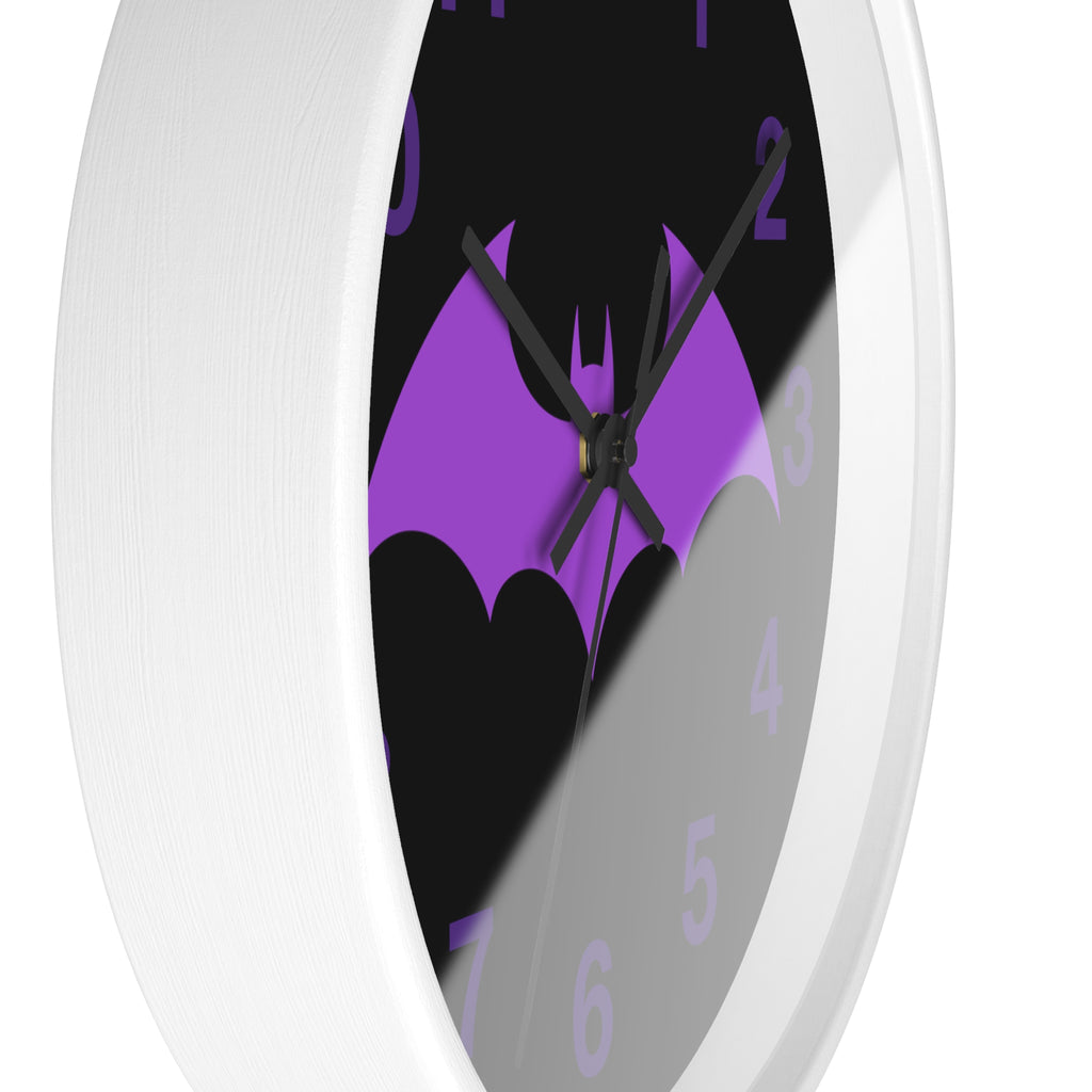 Purple Bat Wall Clock – Gothic Vampire Night Décor
